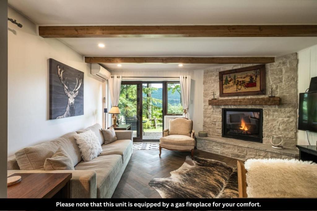 Simple & Luxe With View * Mont-Tremblant